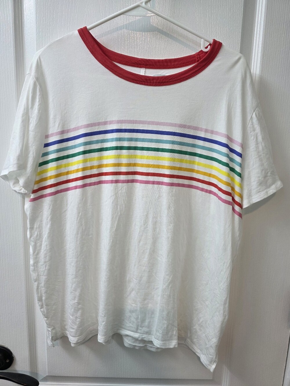 Women's Old Navy SZ Large Rainbow Tee